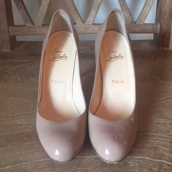 Christian Louboutin nude patent pumps 39.5 - Picture 2 of 6